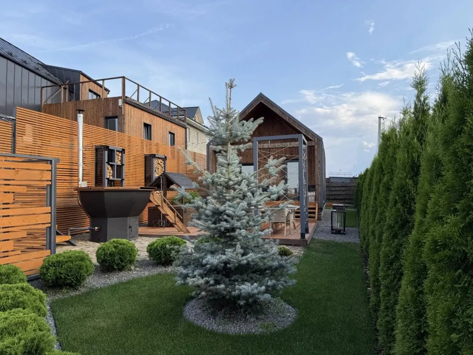 Частный дом Hill House Positive