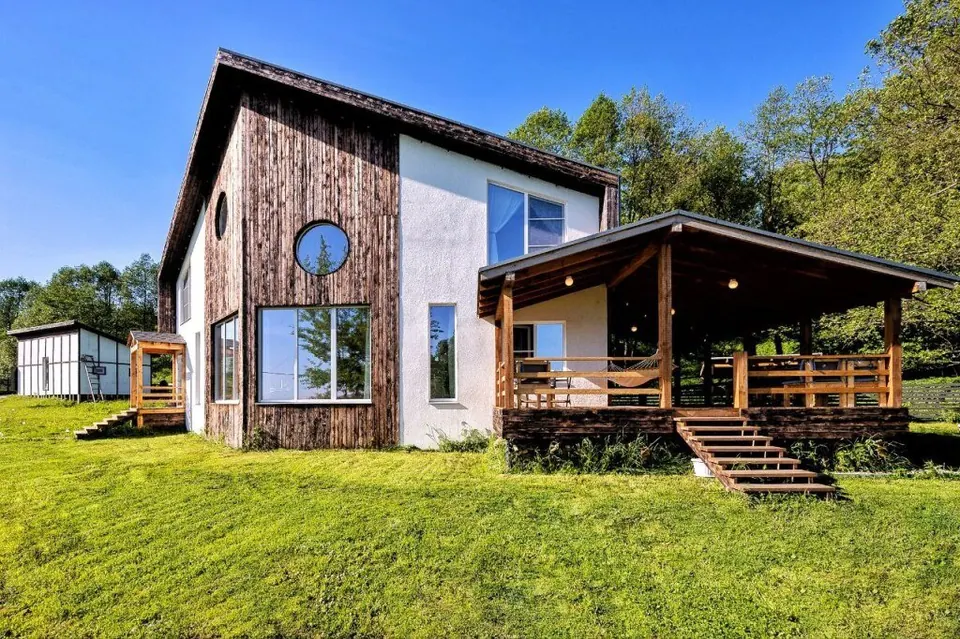 Частный Дом на Реке Green Place House — фото 1