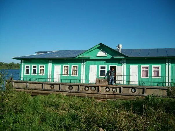 Плавбаза Поплавок