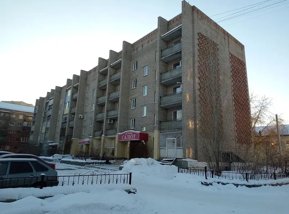 Апартаменты Салют Школьная