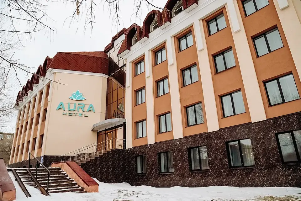 Отель Аура
