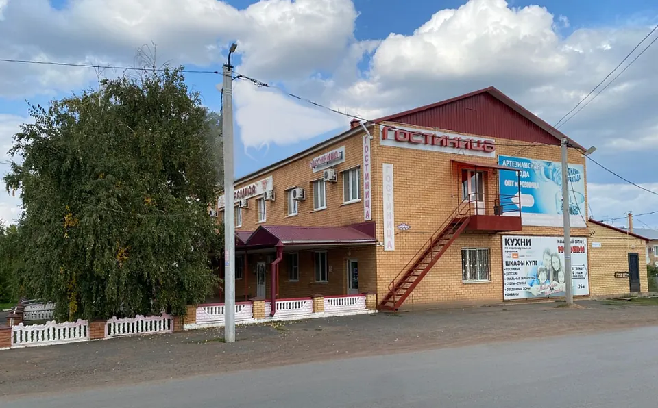 Гостиница Пирамида (Сорочинск)