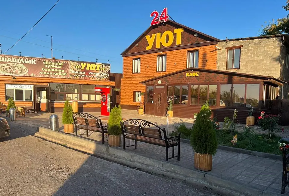 Гостиница УЮТ (Октябрское)