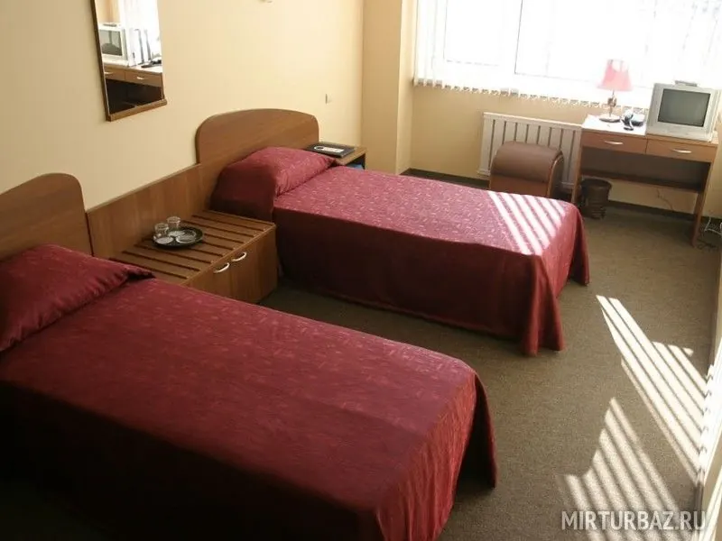 Гостиница Hinotel — фото 1