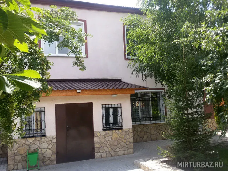 Загородный дом Каштан
