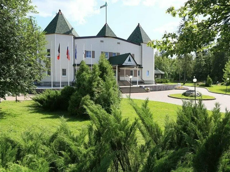 Гостиничный комплекс Парк-отель