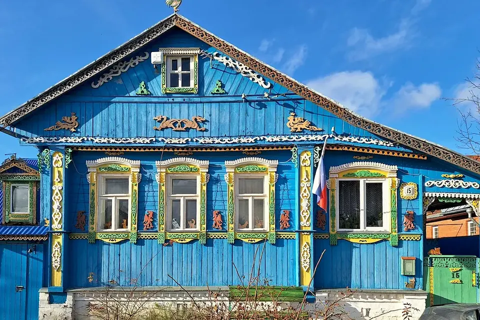 Дом Захаровых