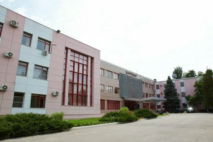 Отель Caricin