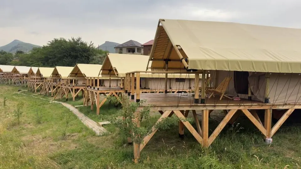 Глэмпинг Caspian Camp