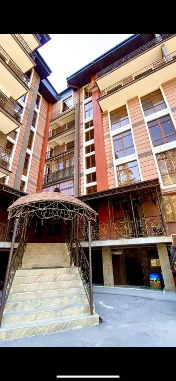 Отель The Two Tops Hotel