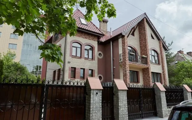 Гостевой дом Вилла Надежда — фото 1