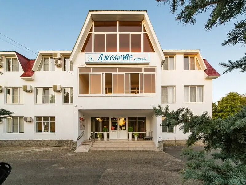 Отель Джемете