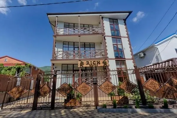 Отель Rich House