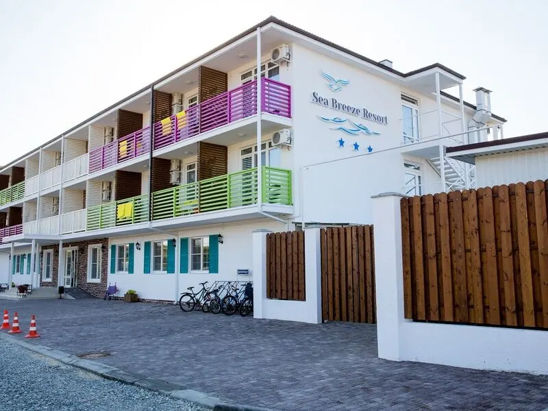 Гостиница Sea Breeze Resort — фото 1