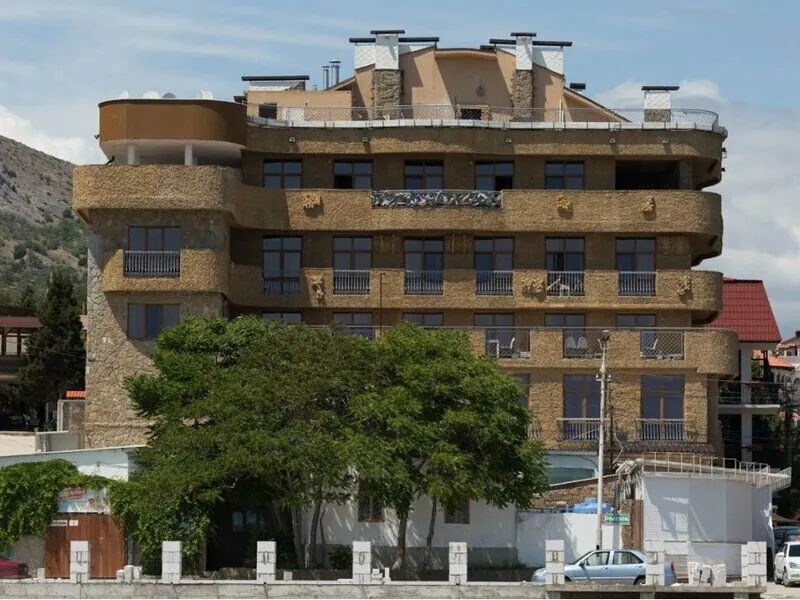 Отель Астарта