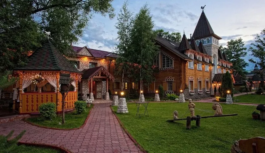 Отельный комплекс Царская деревня